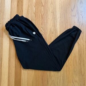 Vuori Black Joggers